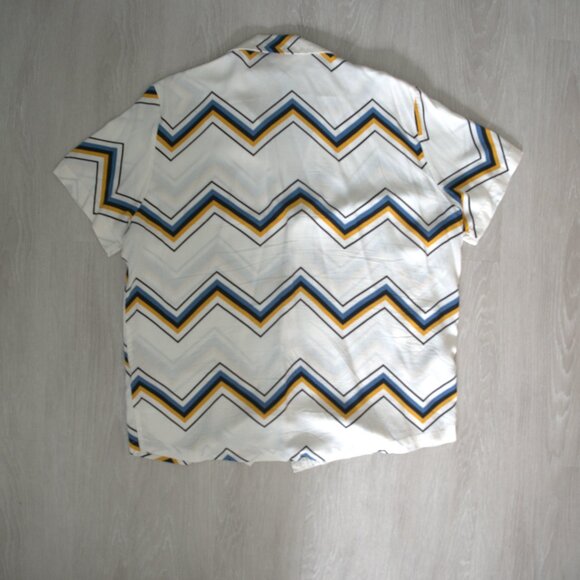 Asos Camp Collar Shirt, Geometric Pattern - Picture 2 of 3